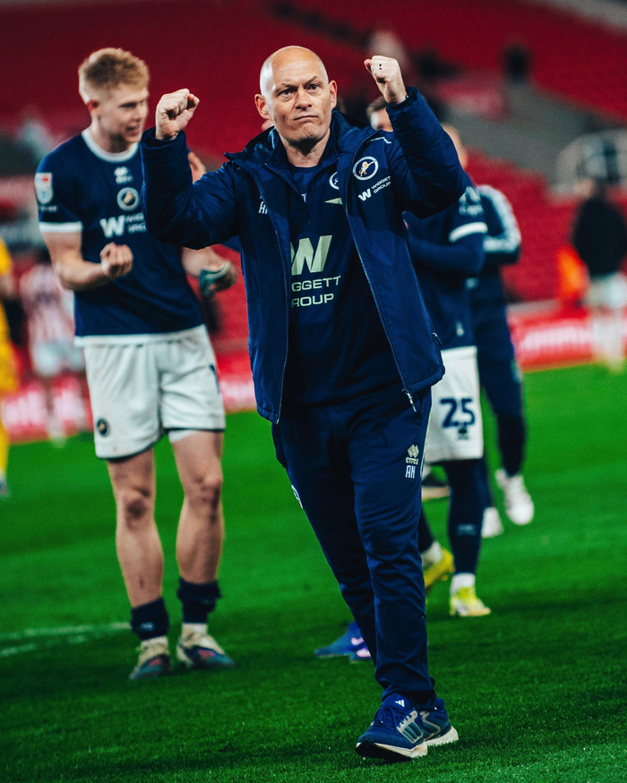 米尔沃尔或成英超新军 南安普顿与伊普斯维奇争